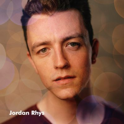 Jordan Rhys headshot